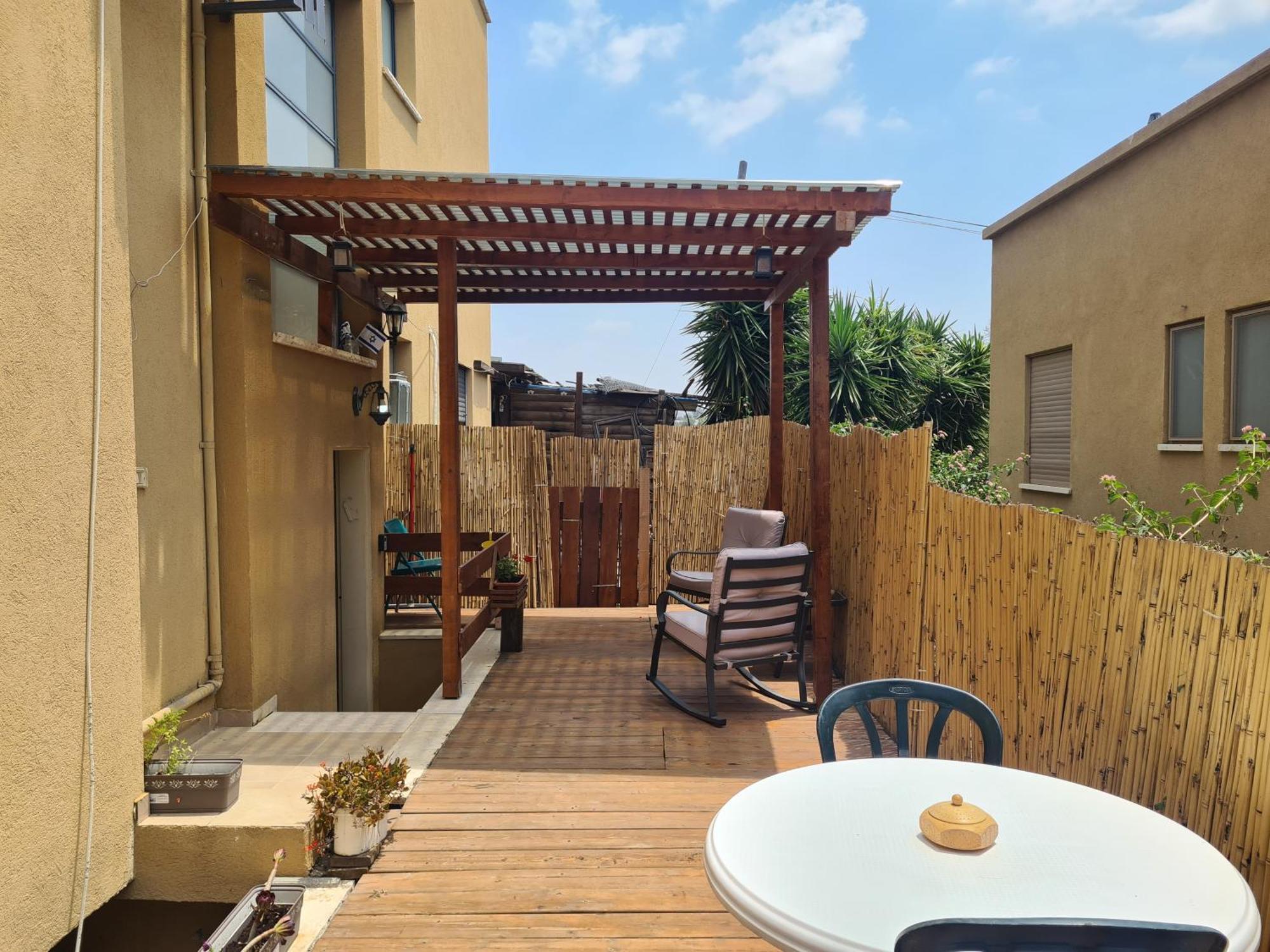 בין הר למעיין Apartment Kfar Tavor Luaran gambar